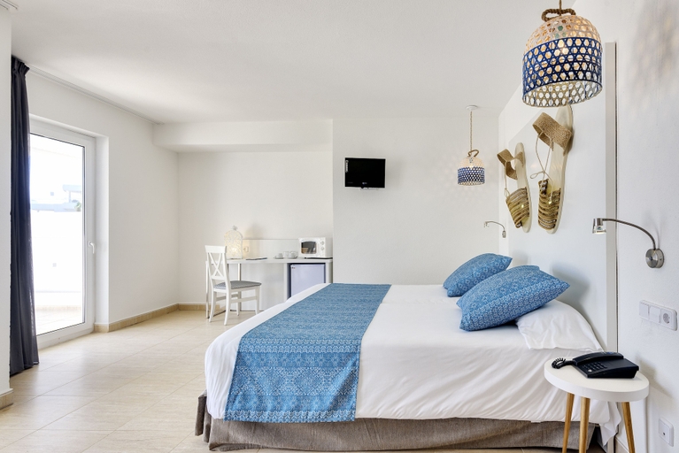 Bedroom 3, Tropic Garden Hotel & Apartments, Baleares