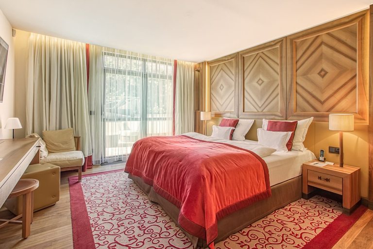Bedroom 4, Wald & Schlosshotel Friedrichsruhe, Hohenlohekreis