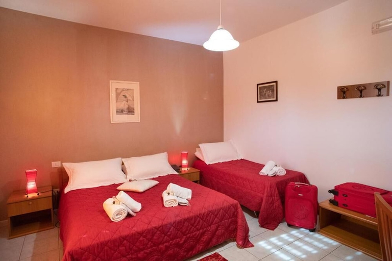 Bedroom 3, Kiris Hotel, Potenza