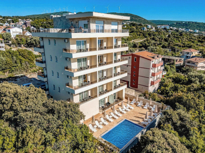 Aerial view 2, ARA Lux Apartments