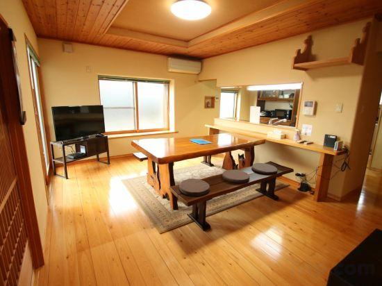 5, Autumn Leaves, Aso