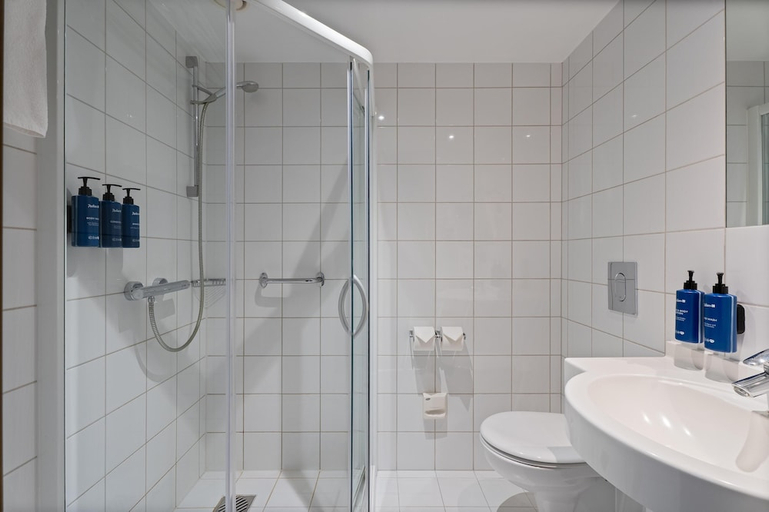 Bathroom 5, Radisson Blu Hotel Latvija, Riga