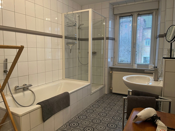 Bathroom, Apartment in Landau Stadtoase, Landau in der Pfalz
