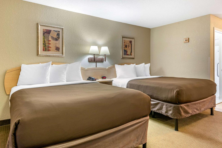 Bedroom 3, Birch Hill Suites South Bend, Saint Joseph