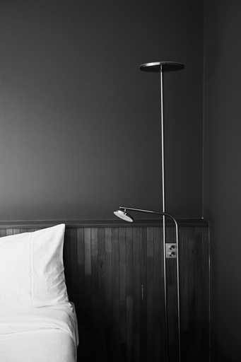 Room 5, Q Space Sathorn - Narathiwas 18, Yannawa