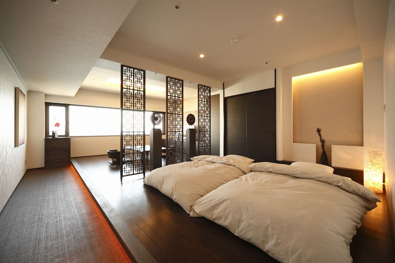 Bedroom 2, Awaji International Hotel The Sunplaza, Sumoto