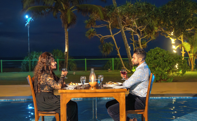 Food & Drinks 4, Grand Beach Hotel Wadduwa, Kalutara