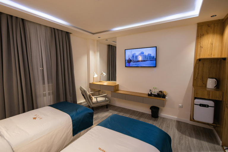 Bedroom 3, Lakeside Hotel, Tashkent City
