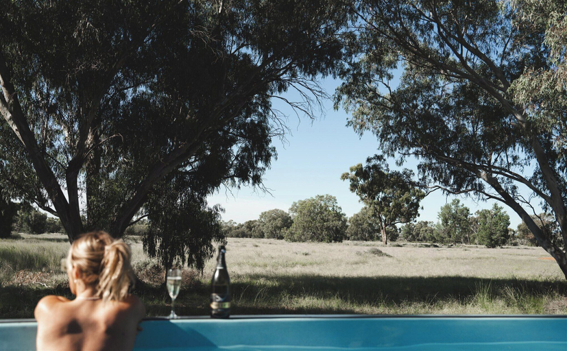Sport & Beauty 2, Callubri Station, Bogan
