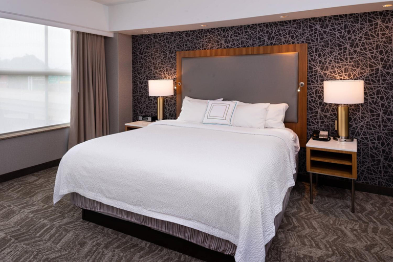 Bedroom 2, Springhill Suites Pittsburgh North Shore, Allegheny
