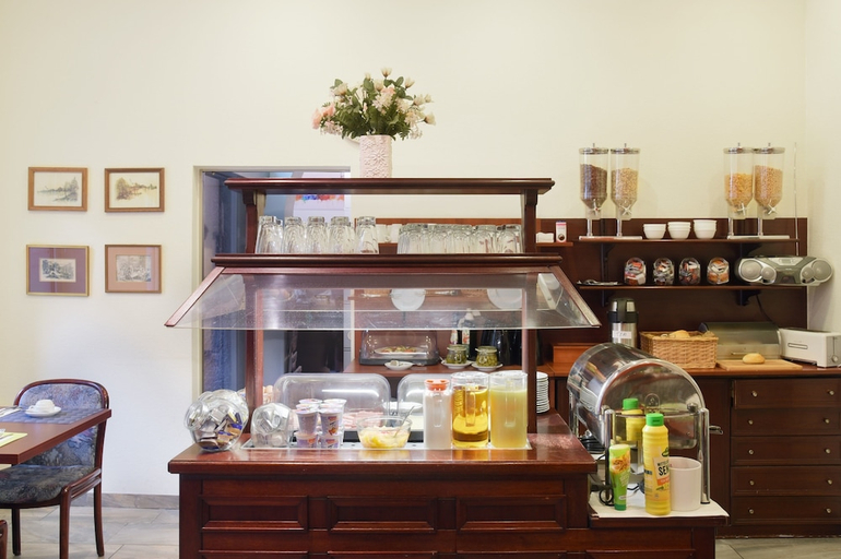 Food & Drinks 4, Hotel Schumacher Dusseldorf, Düsseldorf