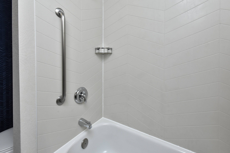 Bathroom 4, Fairfield Inn & Suites by Marriott Richmond Innsbrook, Henrico