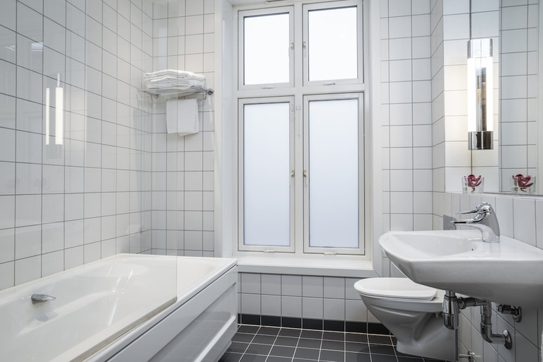Bathroom 4, Thon Hotel Høyers, Skien