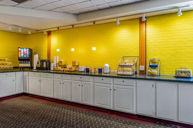 Food & Drinks 5, Suburban Studios Fredonia, NY, Chautauqua