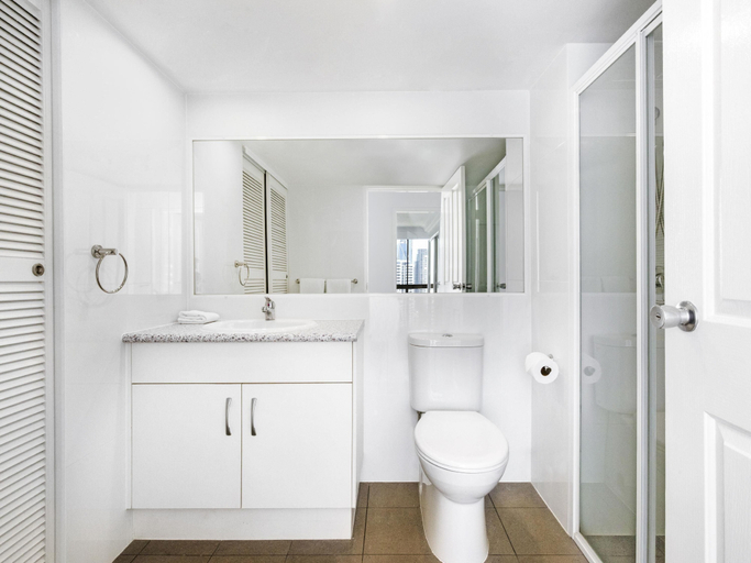 Bathroom 4, BreakFree Longbeach Surfers Paradise, Gold Coast