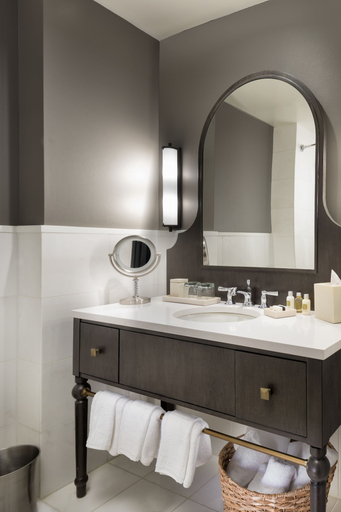 Bathroom 4, Hotel Valencia Riverwalk, Bexar