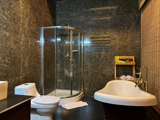 Bathroom 5, RKPO Green Resort-Gangtey, Gangte