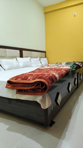 Room 2, Minx Hotels The Heaven, Faizabad