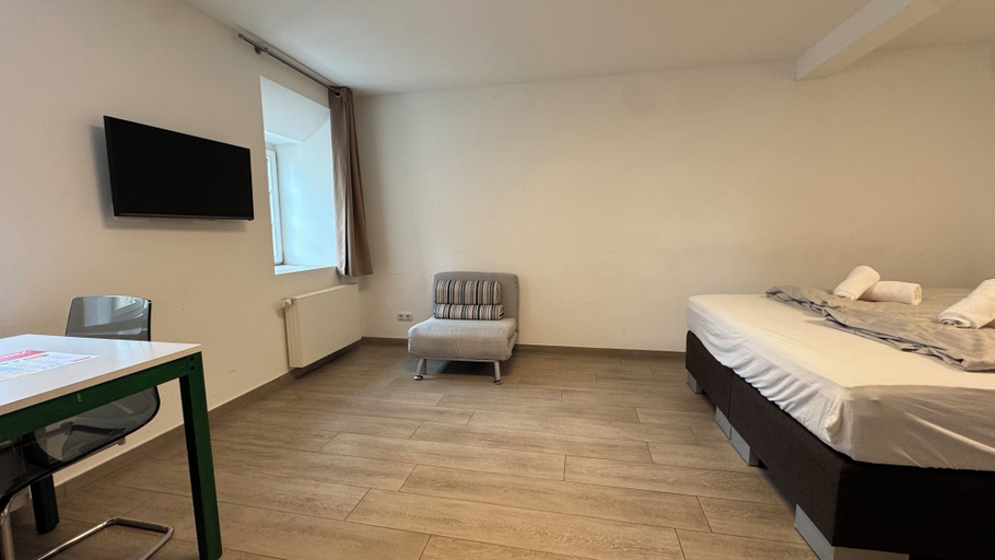 Bedroom 2, Hotel Havana, Mainz