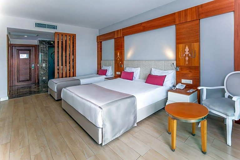Bedroom 3, Port Nature Luxury Resort Hotel & Spa, Serik