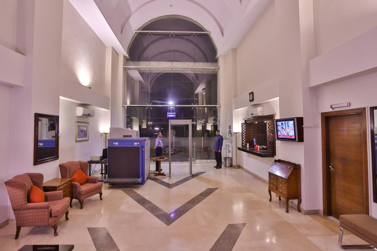 Public Area 3, Avari Xpress Islamabad, Islamabad