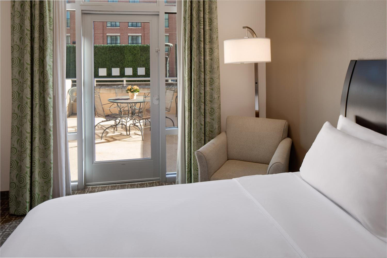 Others 3, The Limited Hotel Charleston, Charleston