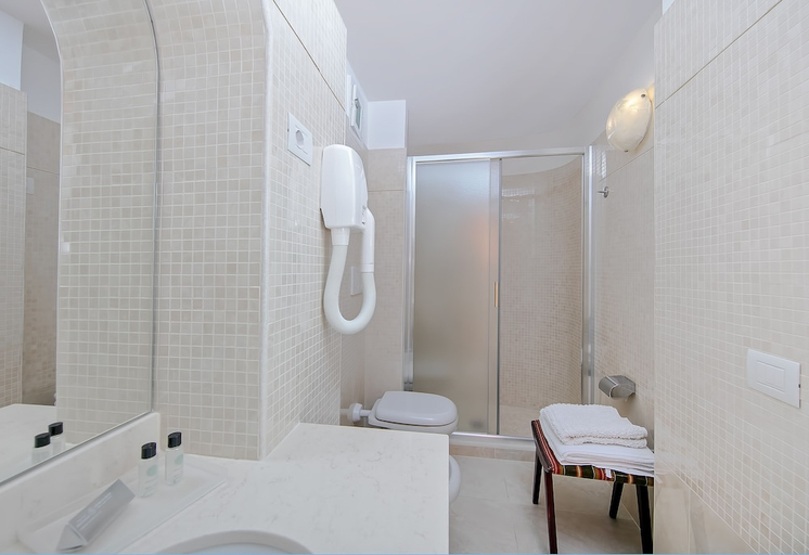 Bathroom 5, Bellavista Francischiello Hotel and Spa, Napoli