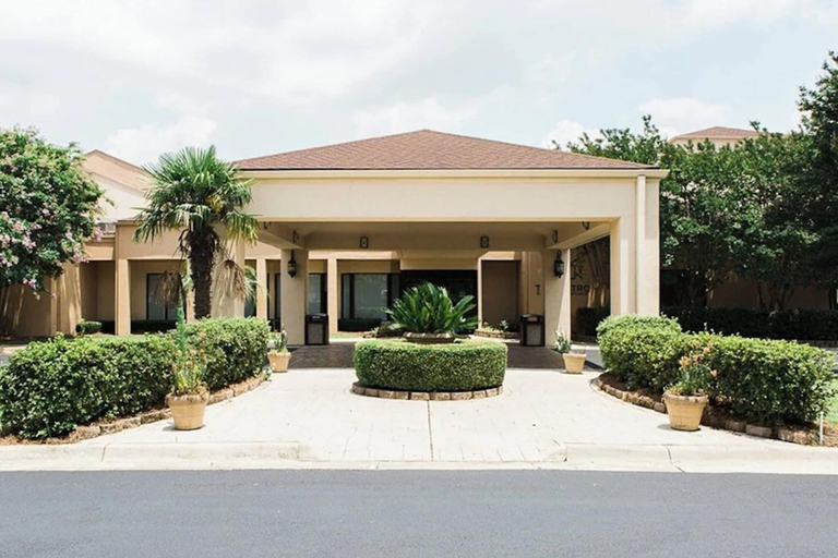 Exterior & Views 3, HOTEL PRESTON by IHG, Montgomery