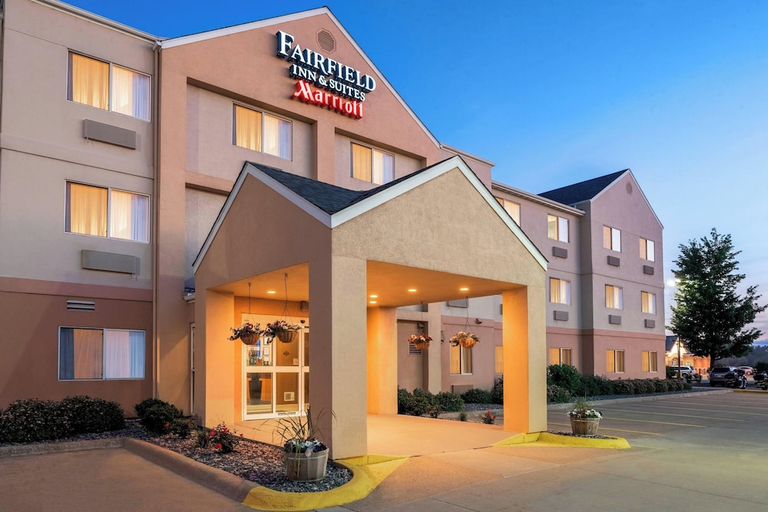 Exterior & Views, Fairfield Inn & Suites Stevens Point, Portage
