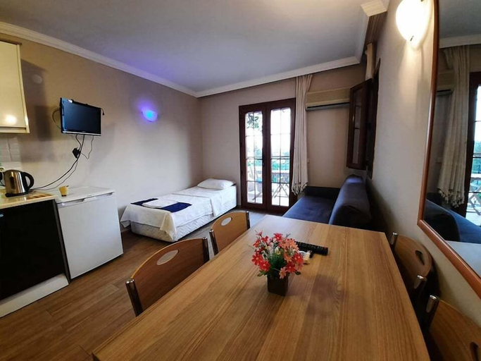 Bedroom 2, Dasis Hotel & Suites, Bodrum