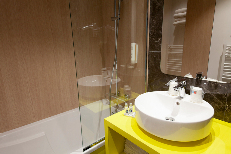 Others 2, Quality Hotel Clermont Kennedy, Puy-de-Dôme