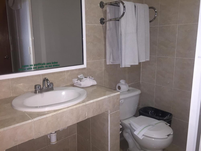 Bathroom 4, Maria Benita , Vetagrande