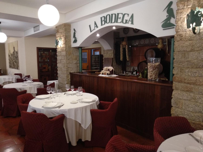Food & Drinks 4, Las Cigueñas, Cáceres