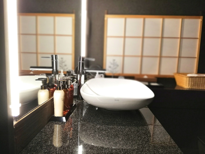 Bathroom 4, Izunagaoka Onsen Villa Garden Ishinoya, Izunokuni
