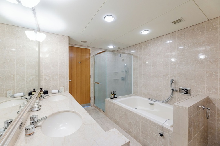 Others 2, The Qube Hotel Chiba, Chiba