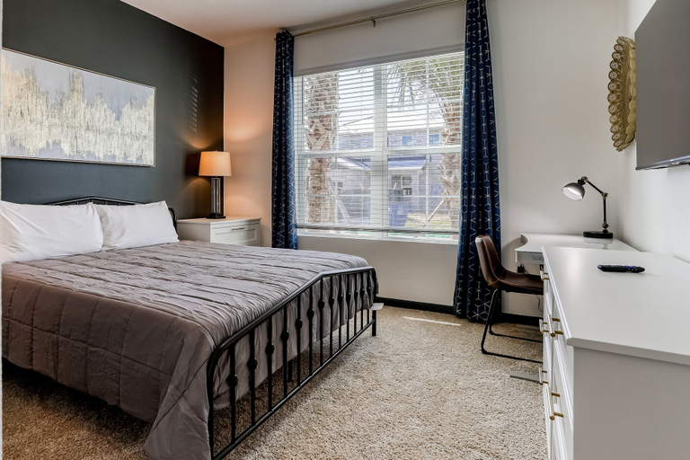 Room 5, Large Open-concept Home With Private Pool, Pool Table-dogs Welcome, Polk