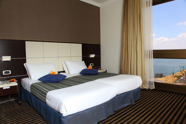 Bedroom 4, Golan Hotel Tiberias