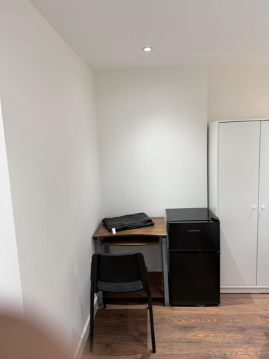 Others 5, Burney Tomar House, London