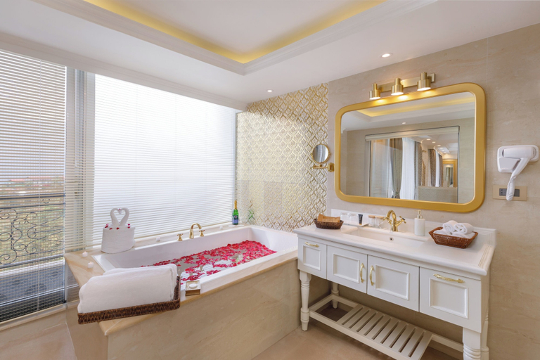 Bathroom 4, Pokhara Panorama Resort and Spa-Luxury Redefined, Gandaki