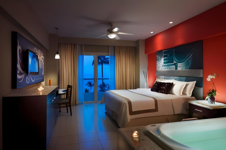 Bedroom 3, Hard Rock Hotel Vallarta, Compostela