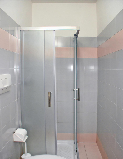 Bathroom 5, Hotel Exclusive, Rimini