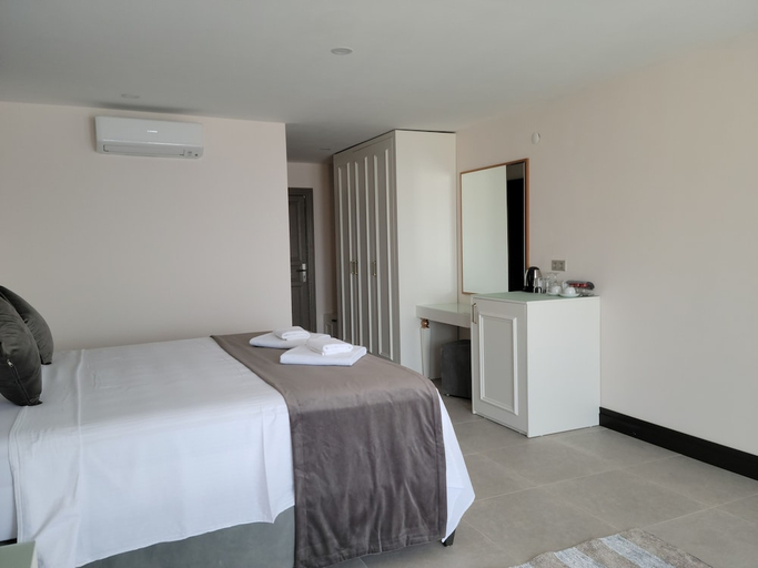 Bedroom 4, Mediteran Hotel, Kaş