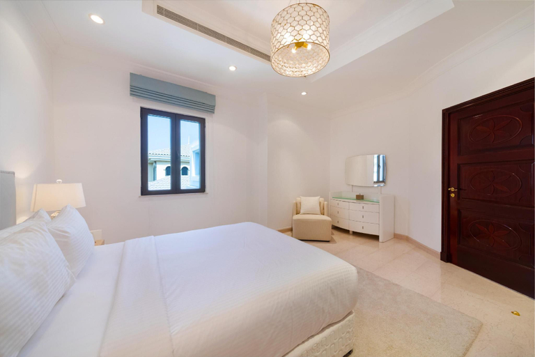 Bedroom 3, Villa with Private Pool/Beach on Palm Jumeirah, Dubai