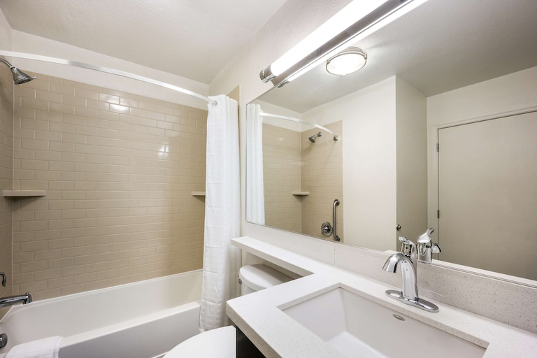 Bathroom 4, Sonesta Simply Suites Irvine Spectrum, Orange