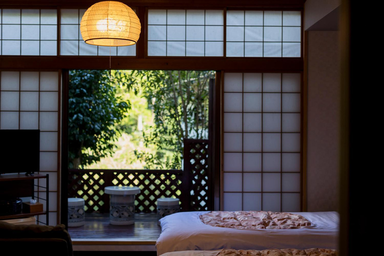 Bedroom 2, 霧島花紫, Kirishima
