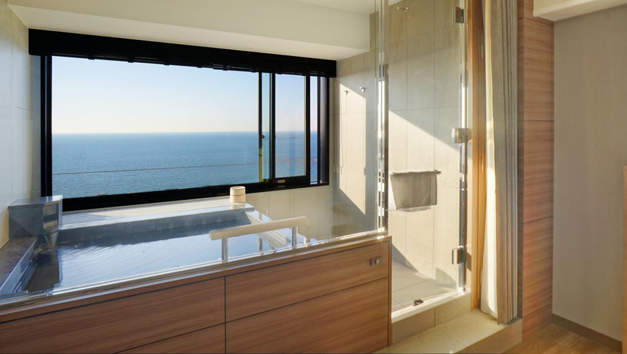 Bathroom 4, Nanki-Shirahama Marriott Hotel, Shirahama