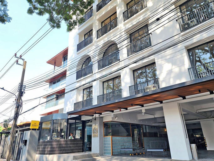 Exterior 3, Q Space Sathorn - Narathiwas 18, Yannawa