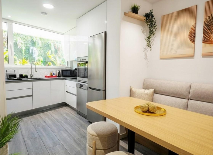 Others 5, Alegria 79 - Fabulous 3 Bedroom House, Coimbra