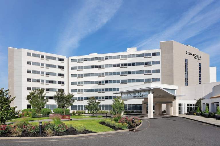 Exterior & Views 2, Delta Hotels by Marriott Woodbridge, Middlesex