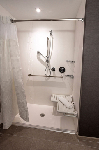 Bathroom 3, Courtyard by Marriott Rochester Downtown, Monroe